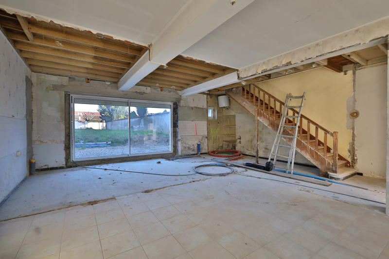 Maison - 95 m² - 4 pièces