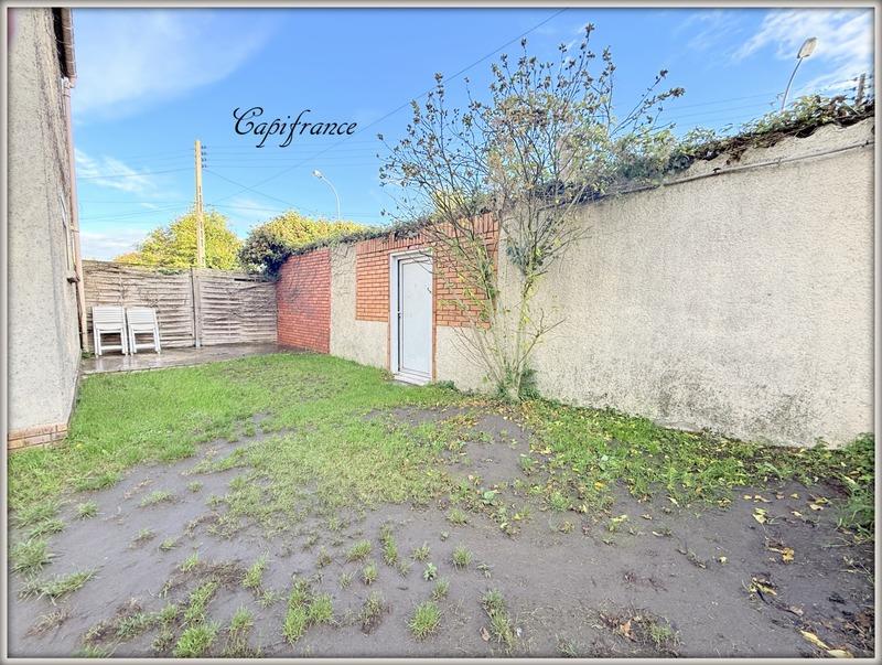 Maison - 95 m² - 5 pièces