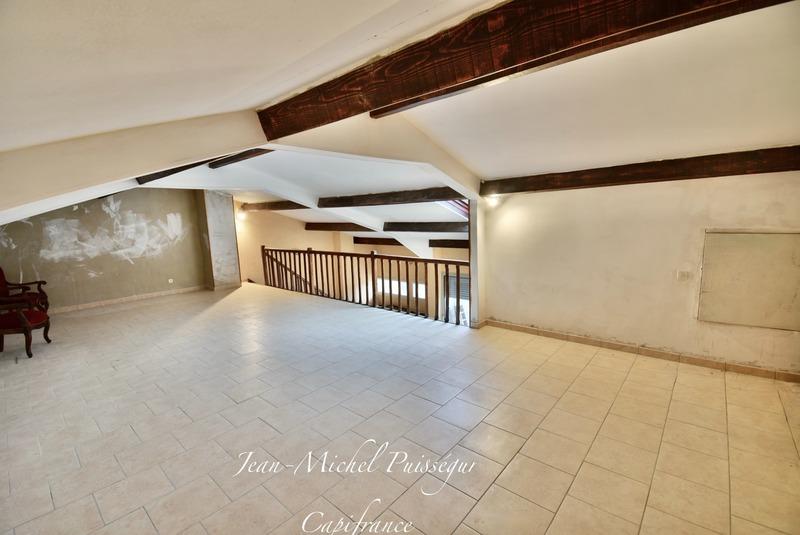 Appartement - 130 m² - 7 pièces