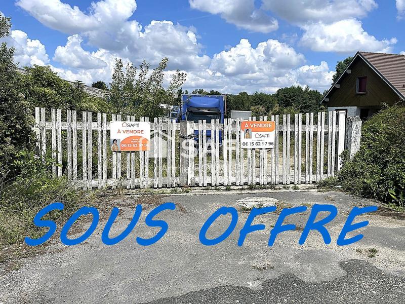 Terrain industriel - 14 012 m²