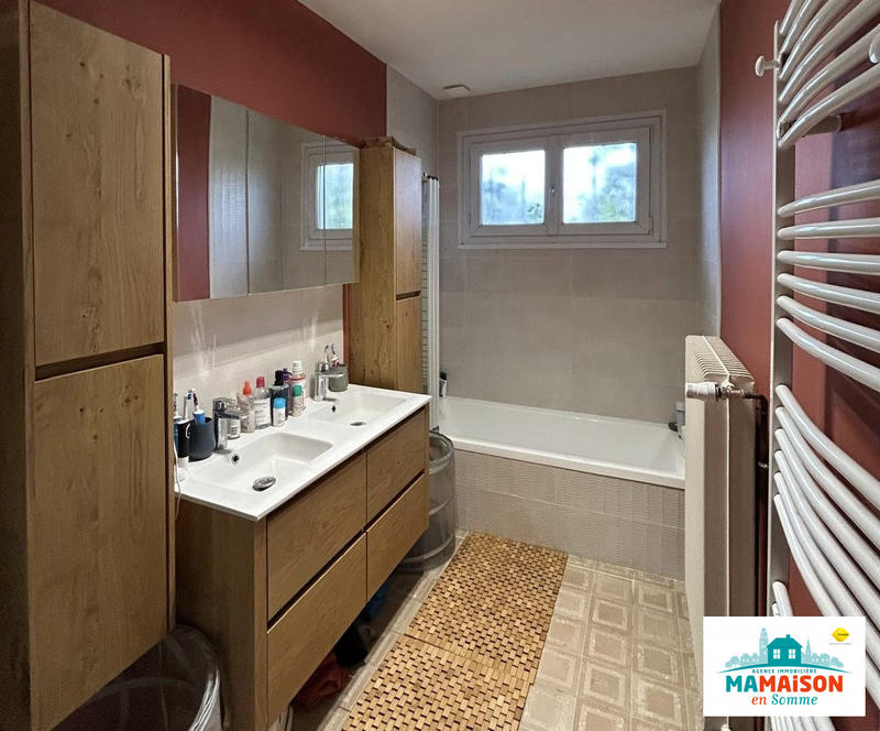 Maison - 122 m² - 5 pièces