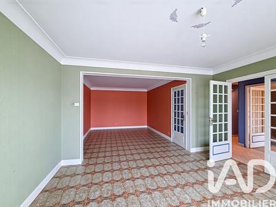 Maison - 104 m² - 5 pièces