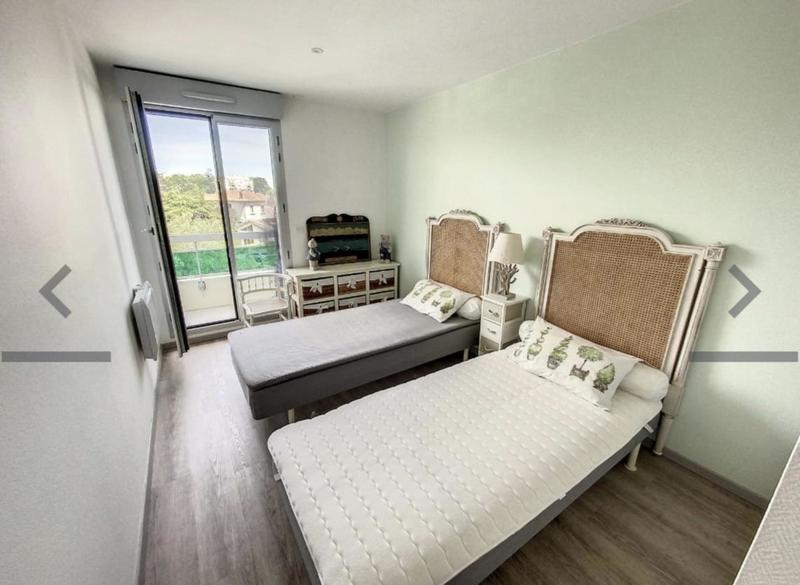 Appartement - 80 m² - 3 pièces