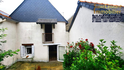 Maison traditionnelle - 158 m² - 8 pièces