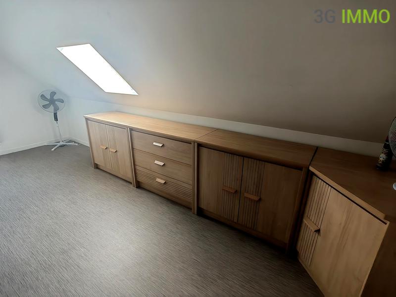 Maison traditionnelle - 159 m² - 6 pièces