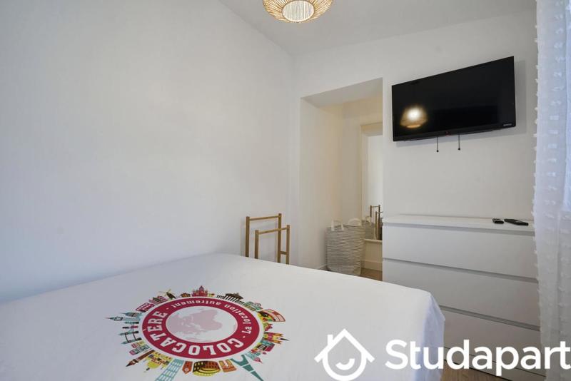 Chambre - 11 m² - 1 pièce