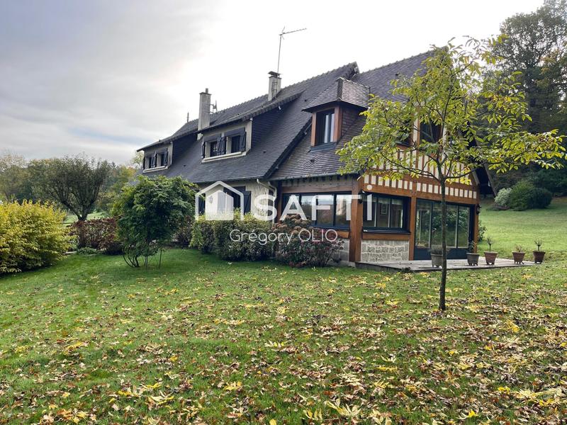 Maison - 212 m² - 7 pièces