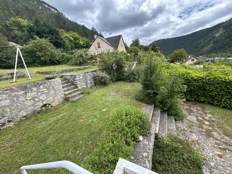 Appartement - 134 m² - 5 pièces