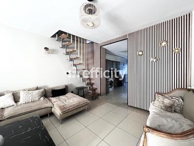 Maison - 186 m² - 7 pièces