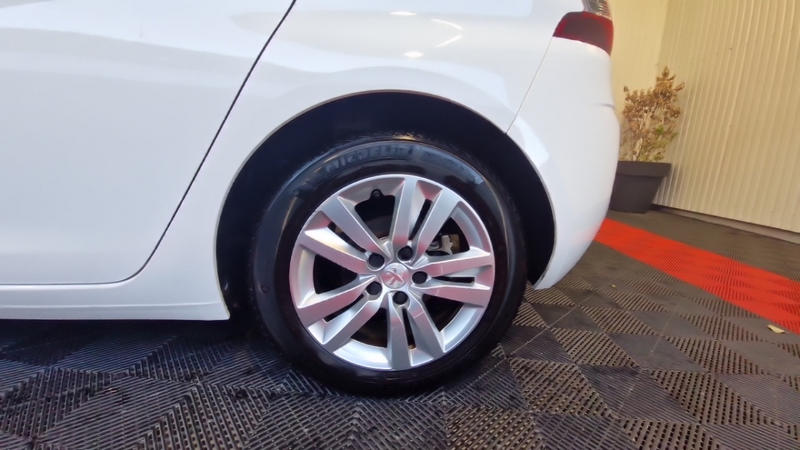 Peugeot 308 bluehdi 130ch ss active business