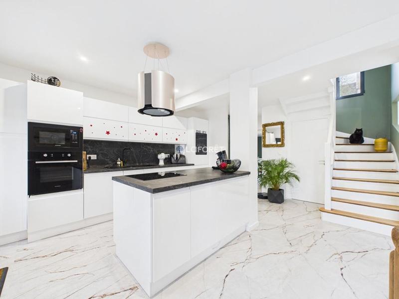 Maison de ville - 120 m² - 6 pièces