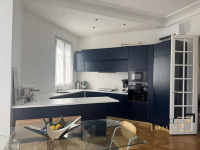 Appartement - 90 m² - 4 pièces