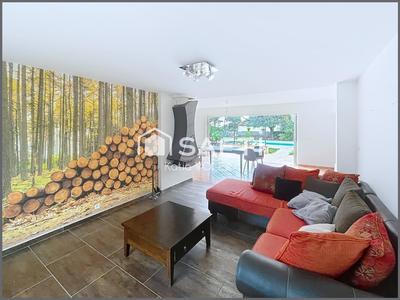 Maison - 152 m² - 6 pièces