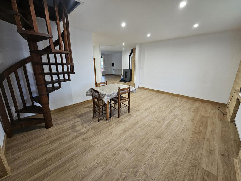 Maison - 117 m² - 7 pièces