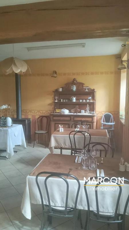 Maison de village - 300 m² - 9 pièces