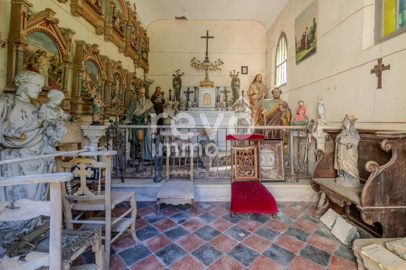 Château - 650 m² - 20 pièces