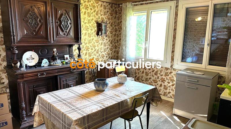 Maison - 90 m² - 5 pièces