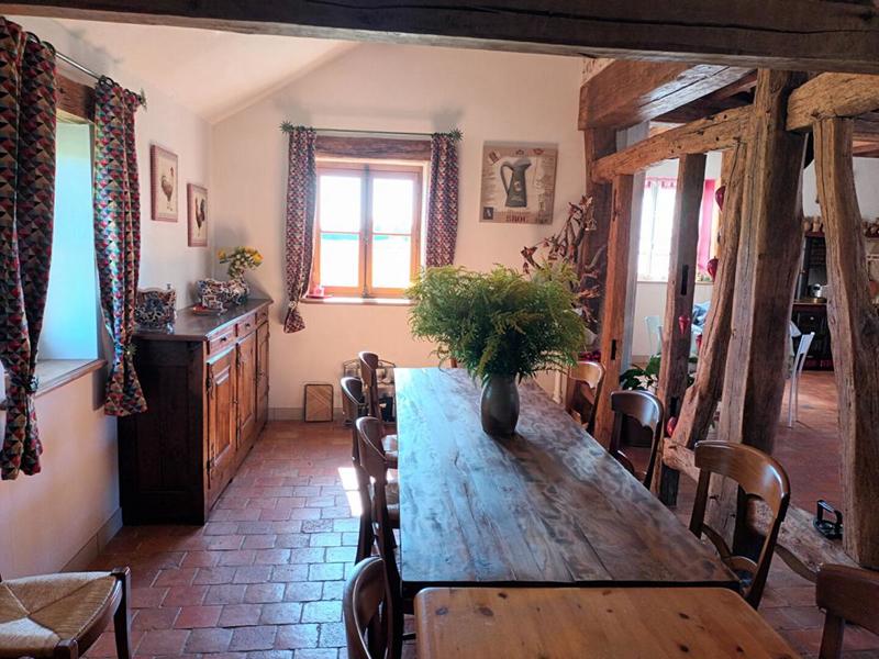 Maison - 240 m² - 4 pièces
