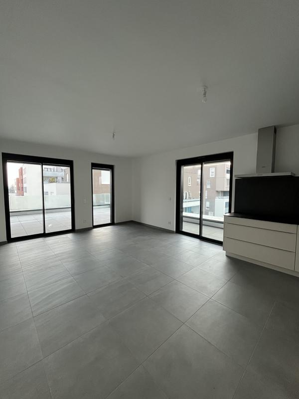 Appartement - 85 m² - 4 pièces