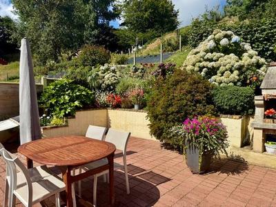 Maison - 85 m² - 5 pièces