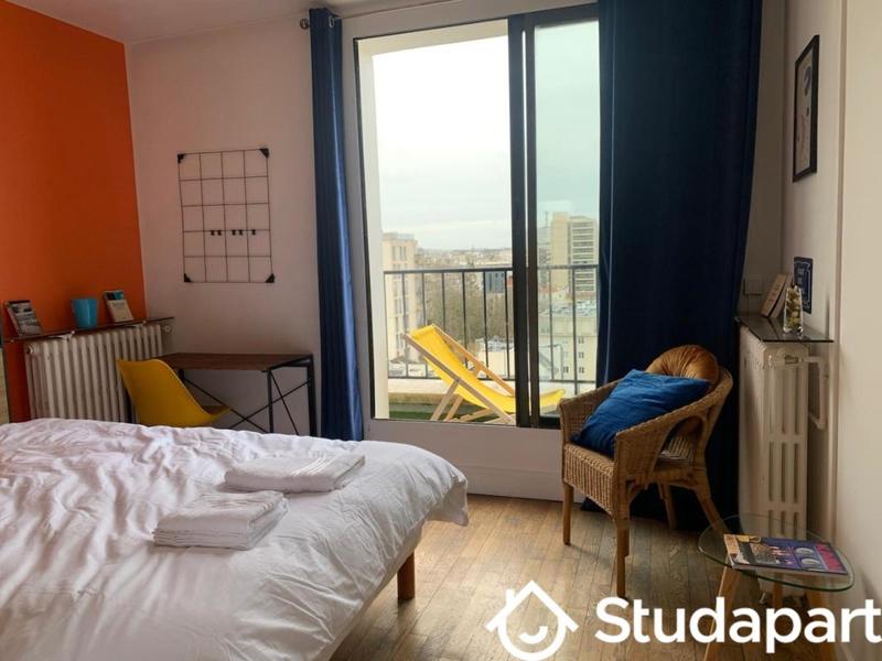 Chambre - 11 m² - 1 pièce