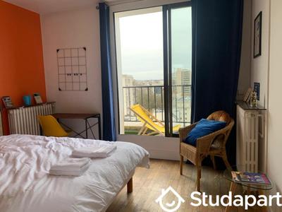 Chambre - 11 m² - 1 pièce