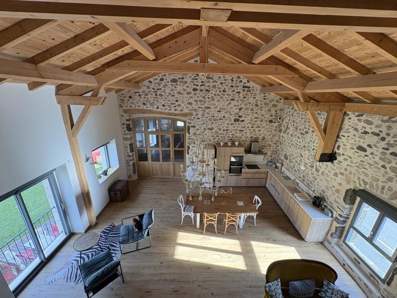 Maison - 160 m² - 4 pièces