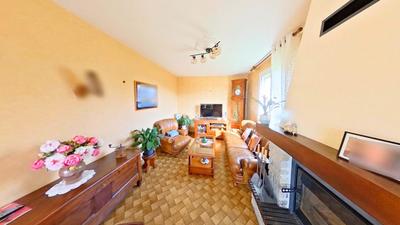 Maison - 121 m² - 6 pièces