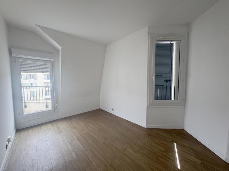 Appartement - 104 m² - 5 pièces