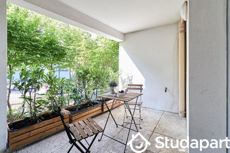 Chambre - 10 m² - 1 pièce