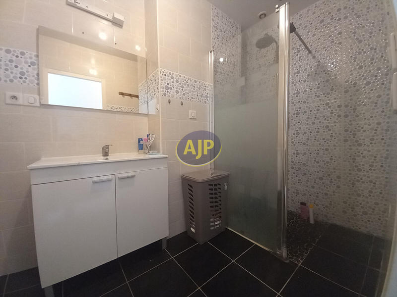 Immeuble - 115 m² - 5 pièces