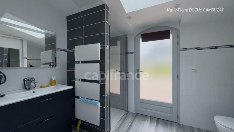 Maison - 172 m² - 6 pièces