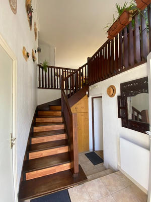 Maison - 146 m² - 8 pièces