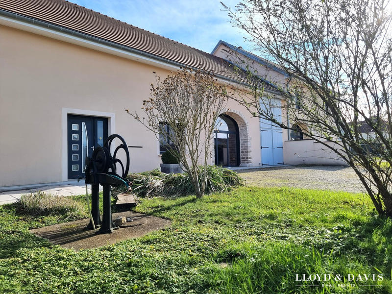 Maison - 180 m² - 5 pièces