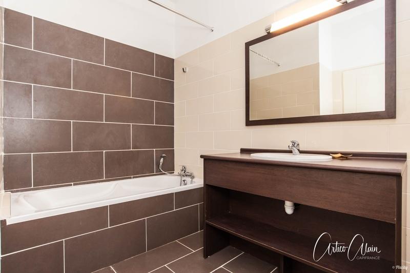 Appartement - 104 m² - 5 pièces