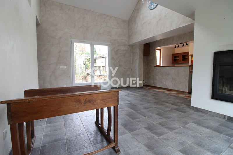 Maison - 178 m² - 8 pièces