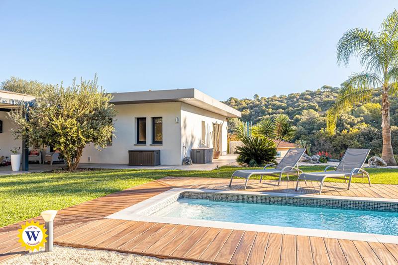 Maison - 194 m² - 5 pièces