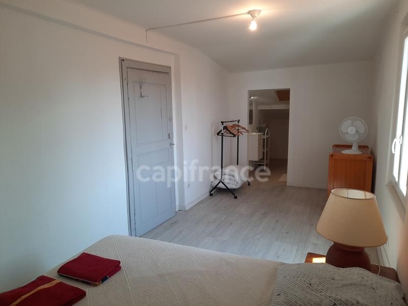 Maison - 198 m² - 8 pièces