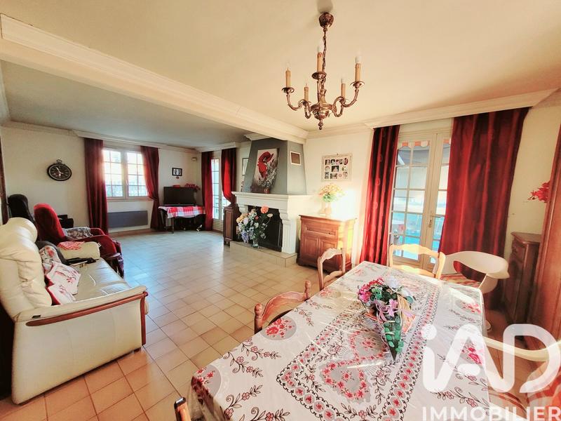 Maison - 148 m² - 7 pièces