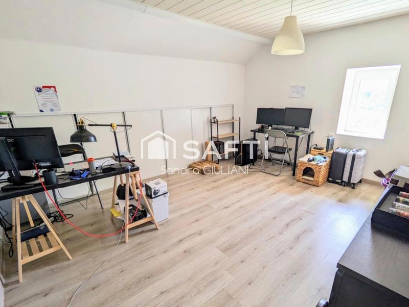 Maison - 155 m² - 6 pièces