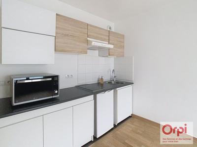 Studio - 27 m² - 1 pièce