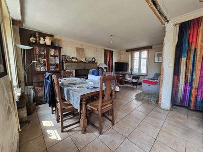 Maison - 127 m² - 5 pièces