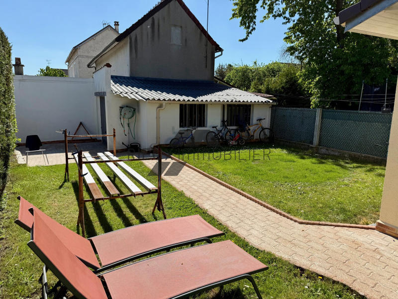Propriété - 105 m² - 5 pièces