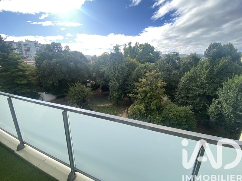 Appartement - 92 m² - 4 pièces