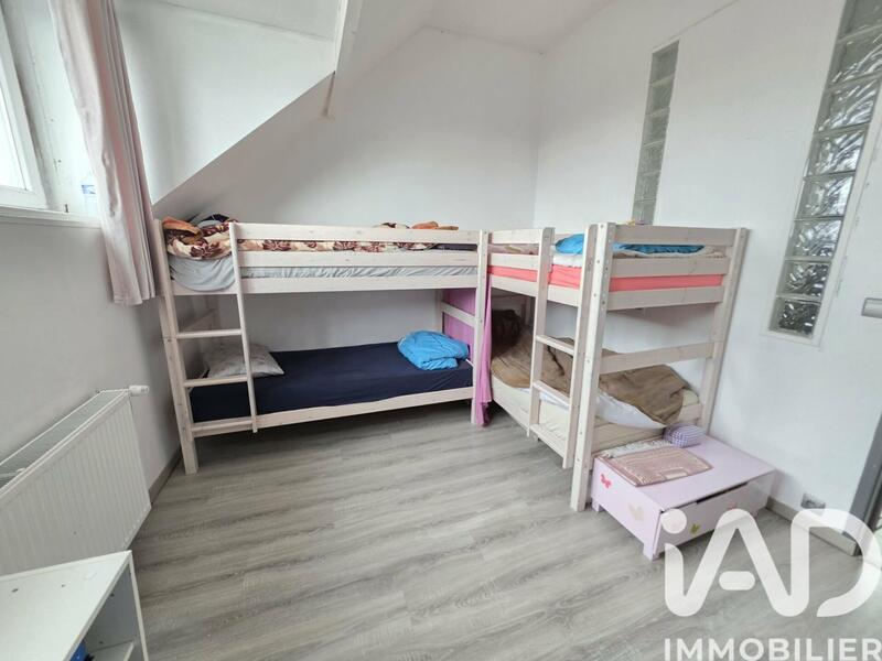 Maison - 103 m² - 5 pièces