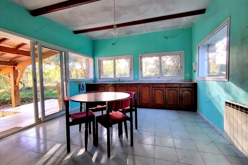 Maison - 176 m² - 7 pièces