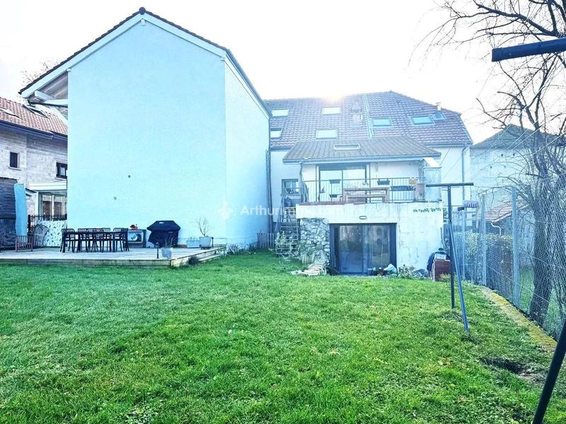 Maison - 288 m² - 7 pièces