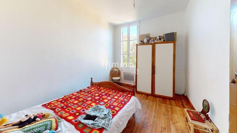 Maison - 240 m² - 8 pièces