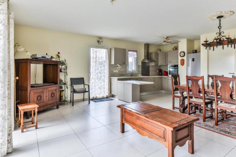 Appartement - 75 m² - 3 pièces