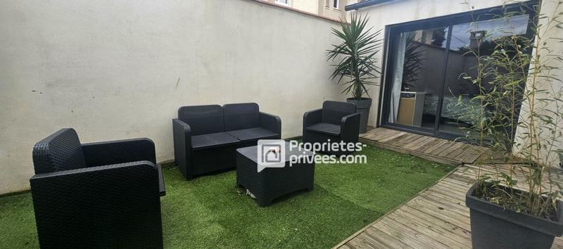 Maison - 190 m² - 8 pièces